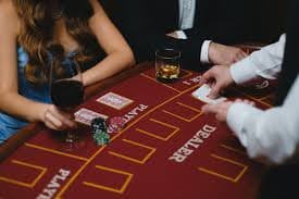 Antarmuka taruhan Baccarat dengan pilihan Pemain, Banker, dan Seri